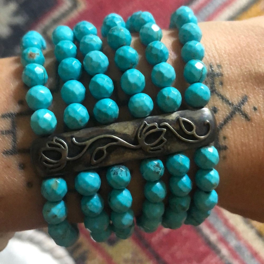 Satya Jewelry turquoise multilayer bracelet